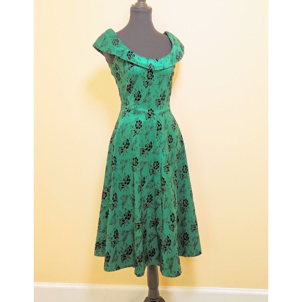 MUXXN 1950s Retro Green Velvet Flocked Rose Swing Dress M